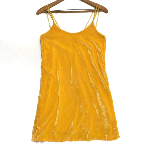 Zara Dresses & Skirts - {Zara TRF} Canary Velvet Shift Dress SIze Small